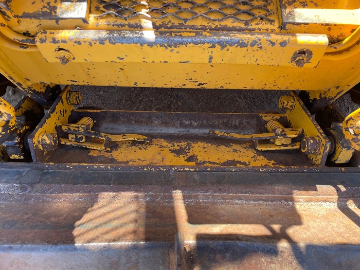 #1088-•-hydra-mac-1300-wheeled-skid-steer-image-14
