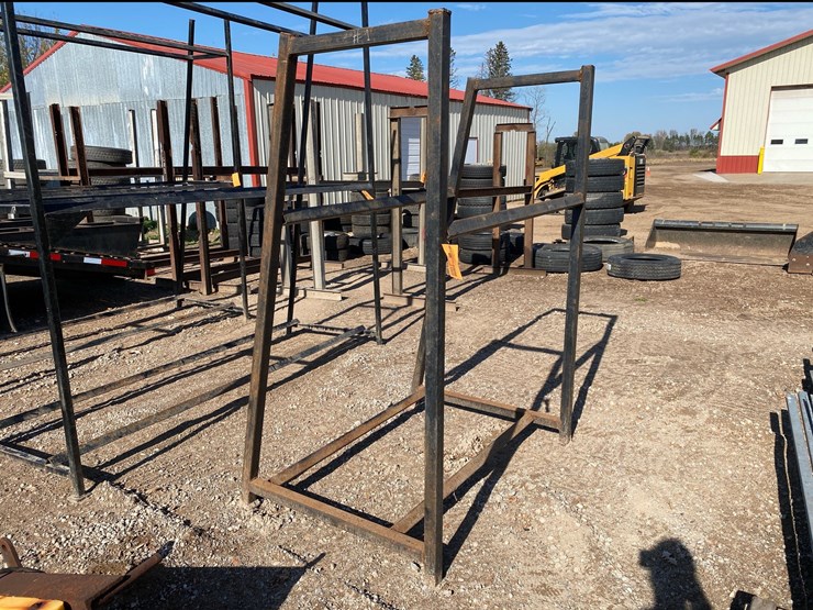 #6951-•-welded-steel-tire-rack-image-1