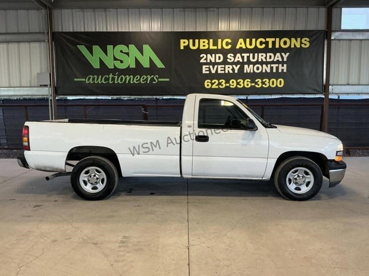 2000-chevrolet-silverado-1500-p/u-image-1