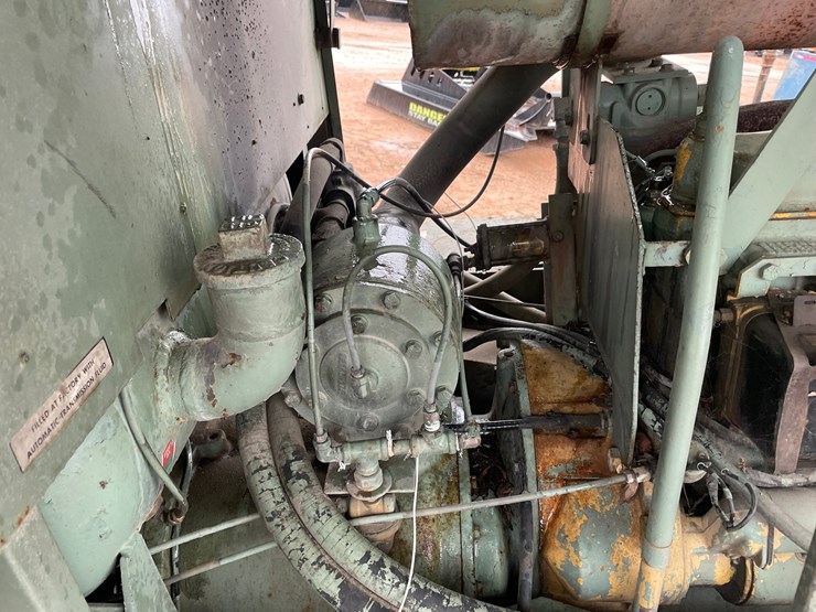 #1855-•-gardner-denver-towable-air-compressor-image-23