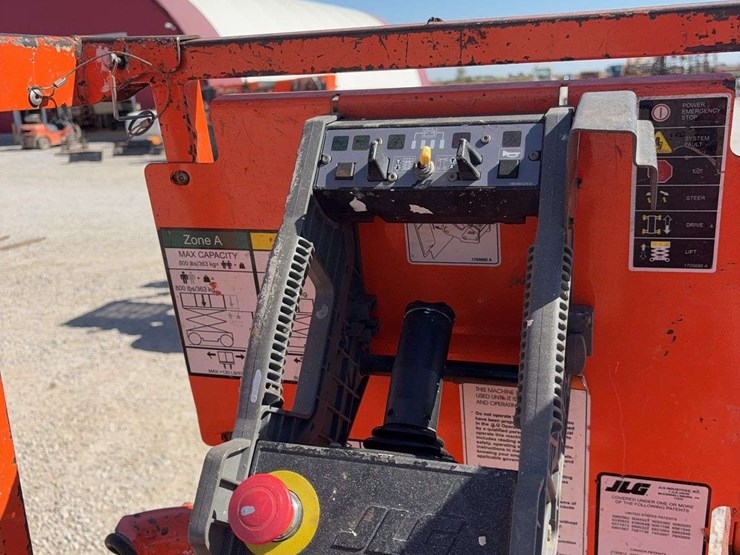 2016-jlg-26’-scissor-lift-(7m)-model-2632es,-battery-operated,-,-26’-reach,-non-marking-tires,-s/n--m200001221-image-12