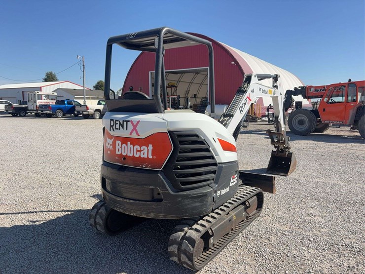 2021-bobcat-e32-tracked-mini-excavator,-2,213-hours-,-diesel,-with-hyd-thumb,-comes-with-20”-smooth-bucket,-s/n--b3y115533-image-10