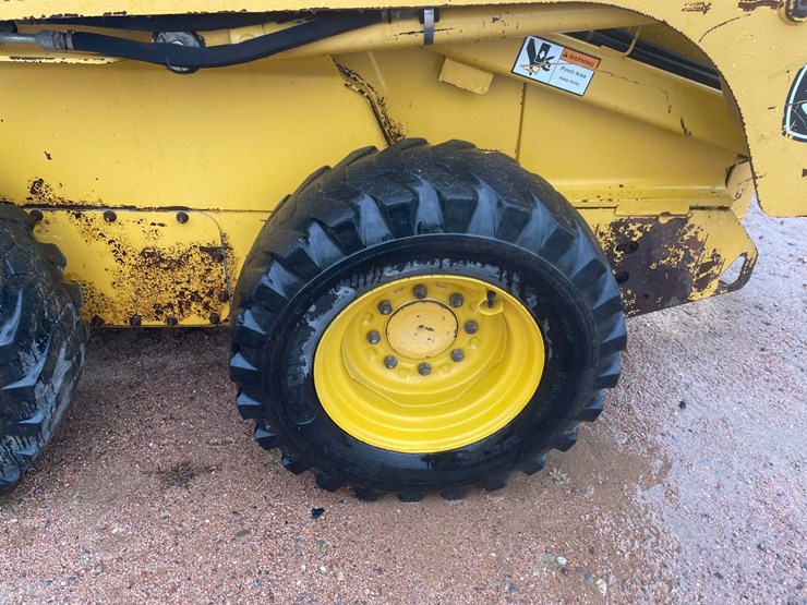 #1085-•-john-deere-317-skid-steer-image-22