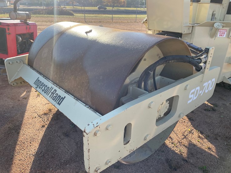#1953-•-ingersoll-rand-sd-70-single-drum-roller-image-9