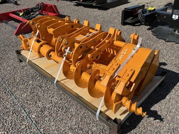 excavator-attachment-set-image-4
