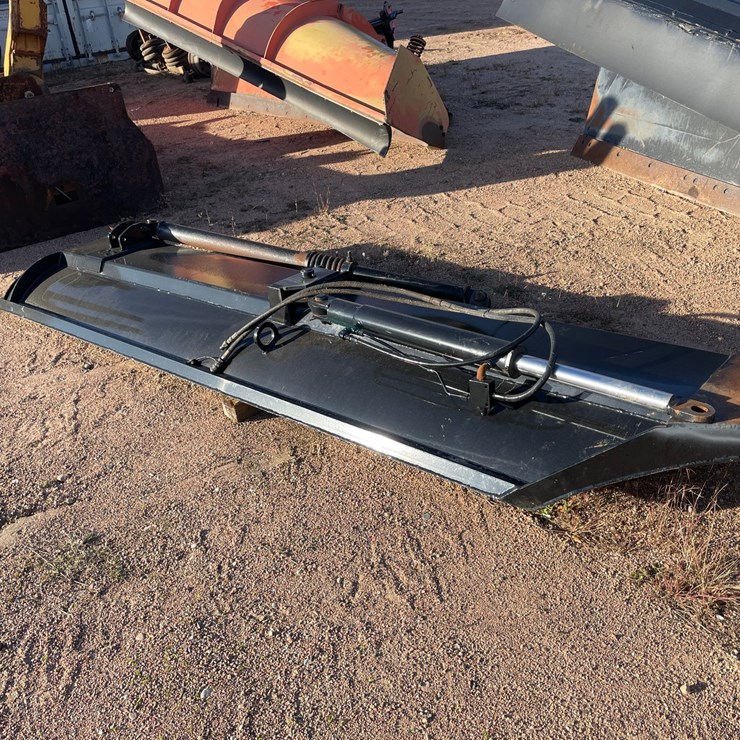 #3744 • 11" Heavy Trucking Plow with Cylinders