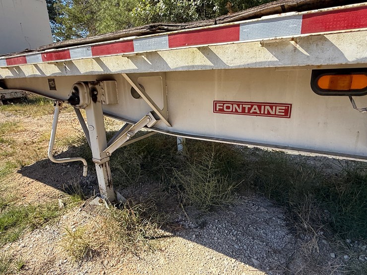 2005-fontaine-37-ft-x-102-in-t/a-flatbed-piggyback-trailer-image-16