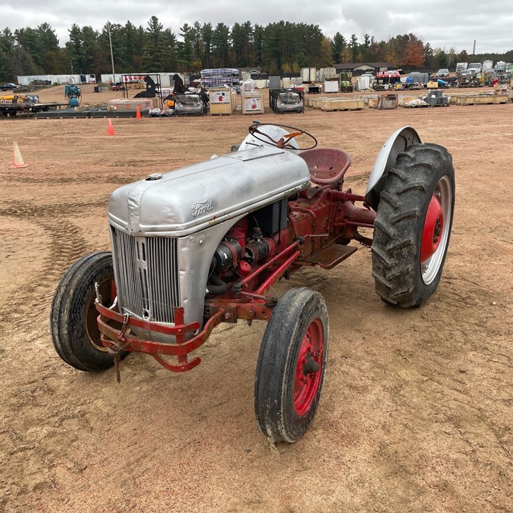#1856 • Ford Tractor