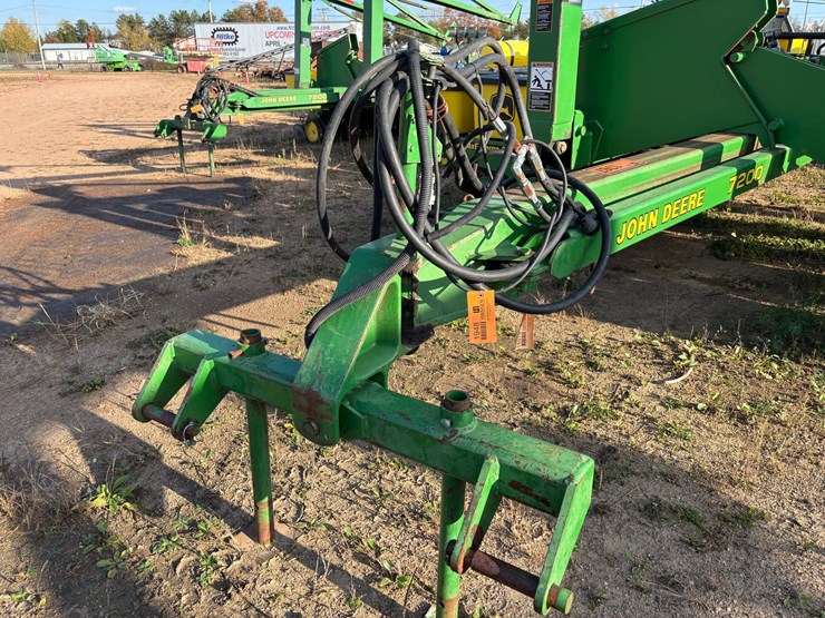 #1948-•-john-deere-7200-16-row-planter-image-29