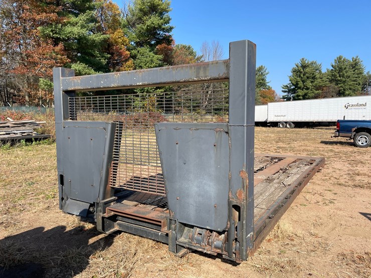 #3795-•-20'-flatbed-truck-box-image-2