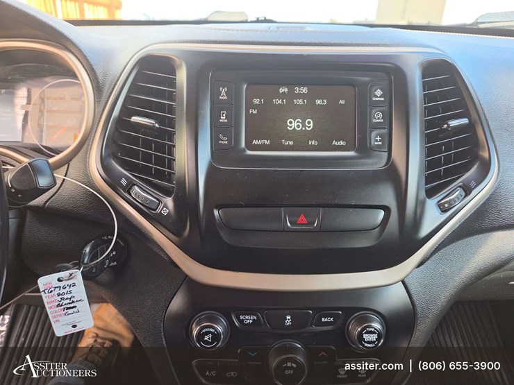 2015-jeep-cherokee-image-13