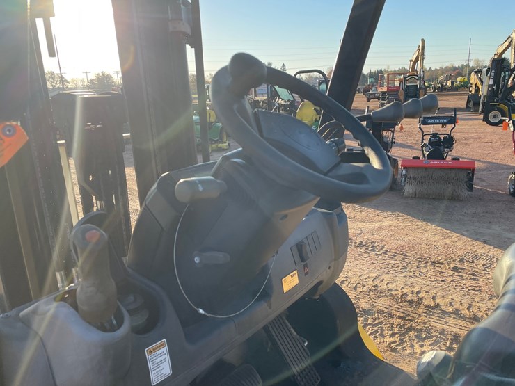 #1881-•-yale-40mx-glp040mx-lp-forklift---low-hours!-image-16