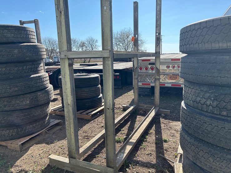 #6959-•-(1)-welded-aluminumtire-storage-rack-frame-image-3