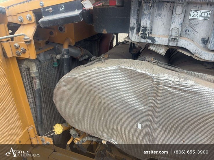 2015-caterpillar-d6t-xl-image-24
