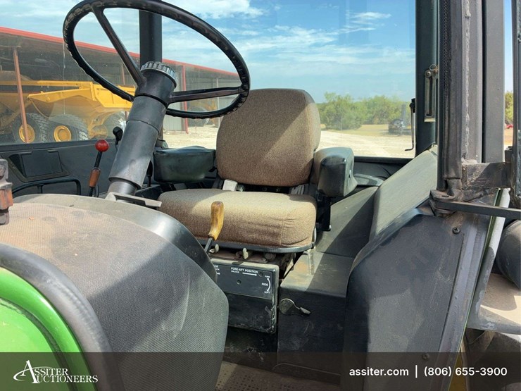 1980-john-deere-4440-image-16