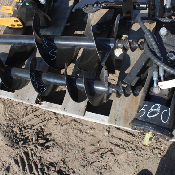 #580 • Mini Excavator 20/30 cm Auger & drive