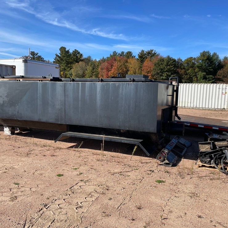 #3732 • Distributor Tank