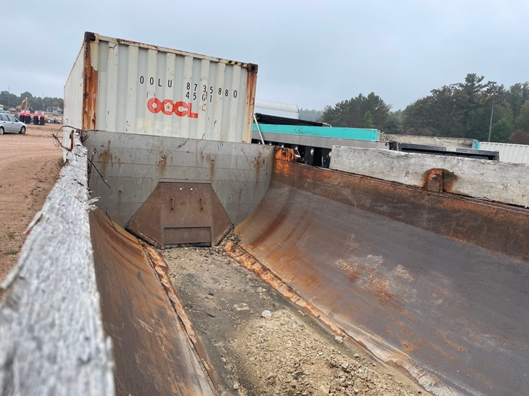 #3729-•-16'-salter-and-sand-box-with-conveyor-bottom-image-33