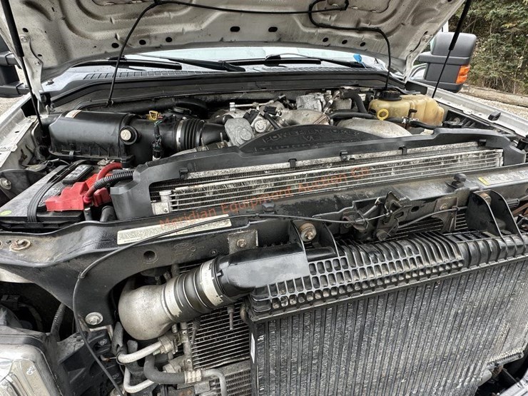 2010-ford-f-250-super-duty-4x4-pickup-image-35