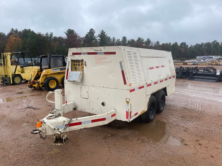 #1853-•-leroi-750-cfm-air-compressor-image-1