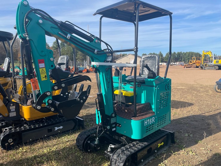 #3230-•-2026-cfg-h16r-mini-excavator-image-1