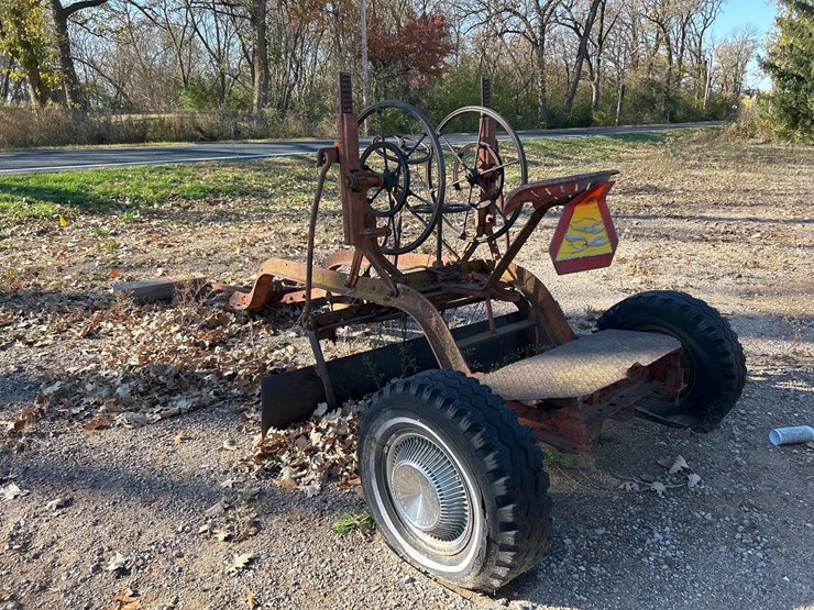 #6940-•-pull-behind-road-grader-implement-image-2