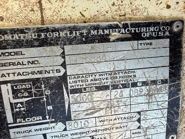 #6929-•-komatsu-fg25st-4-5,000-lb.-forklift-image-12