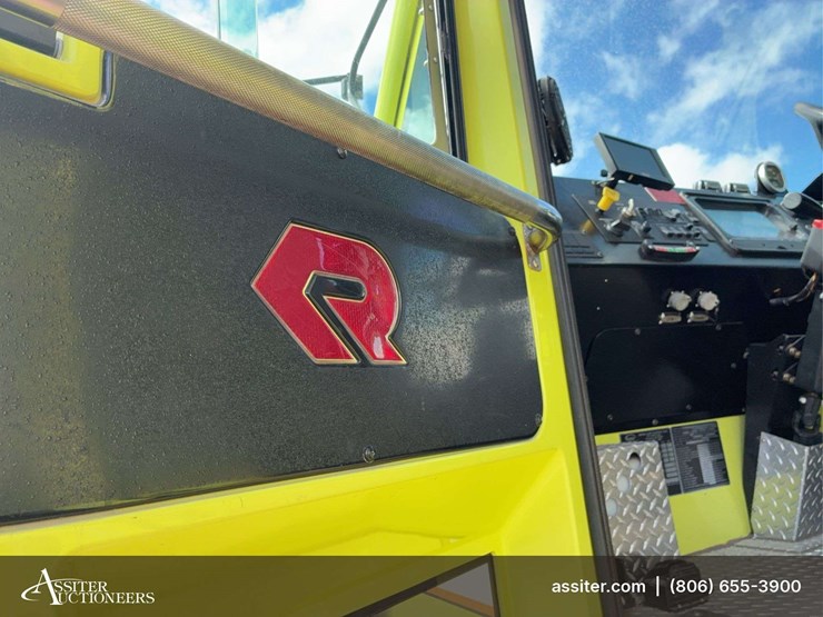 2007-rosenbauer-panther-4x4-image-59