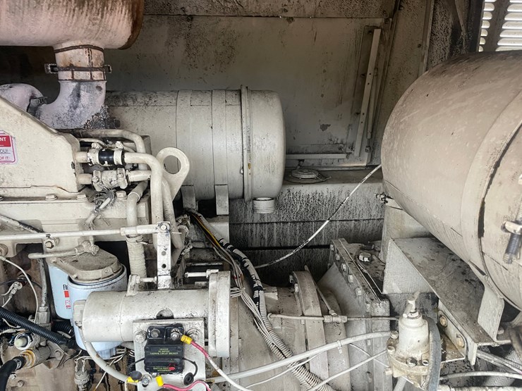 #1853-•-leroi-750-cfm-air-compressor-image-27