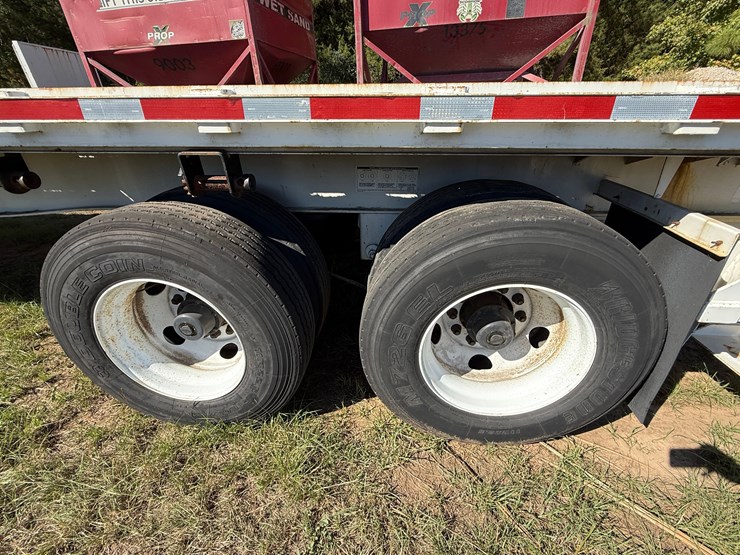 2001-wabash-37-ft-x-102-in-t/a-flatbed-piggyback-trailer-image-11
