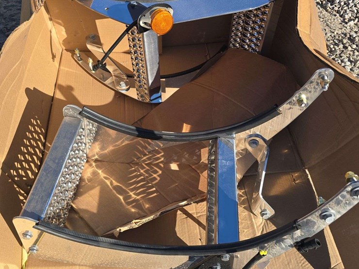 pair-of-semi-steps-image-1