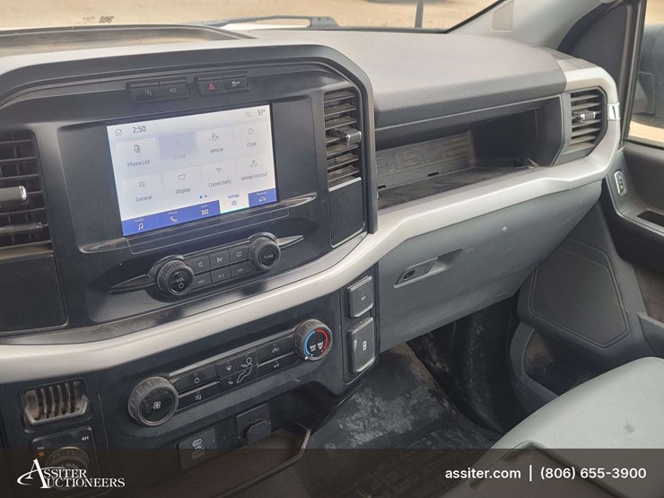 2023-ford-f150-image-10