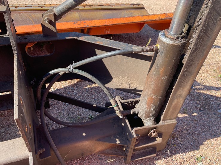 #3757-•-front-plow-mount-cut-off-image-8