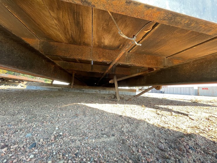 #3796-•-20'-flatbed-truck-body-image-14