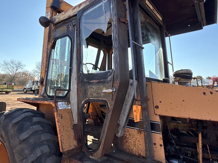 #6930-•-continental-diversified-sales-cds-706d-rough-terrain-forklift-image-27