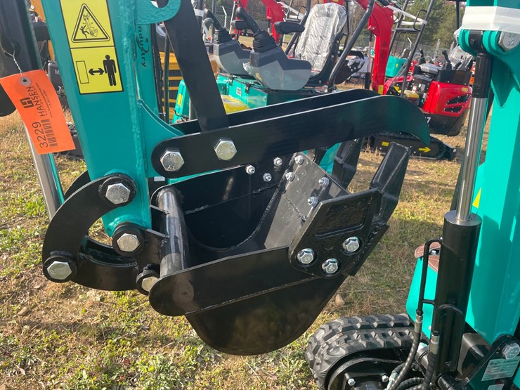 #3229-•-2026-cfg-kv16r-mini-excavator-image-12