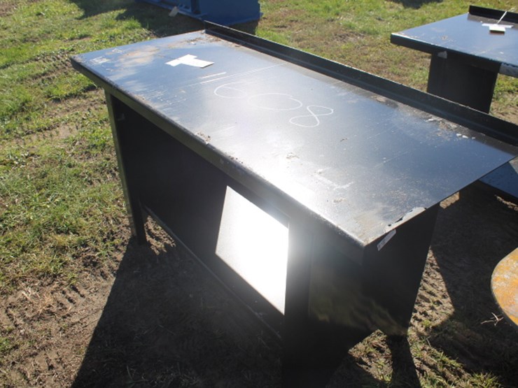 #608-•-28"x60"-kc-work-bench-image-1