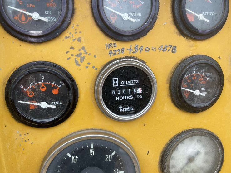 #1091-•-leroi-750-cfm-air-compressor-image-16