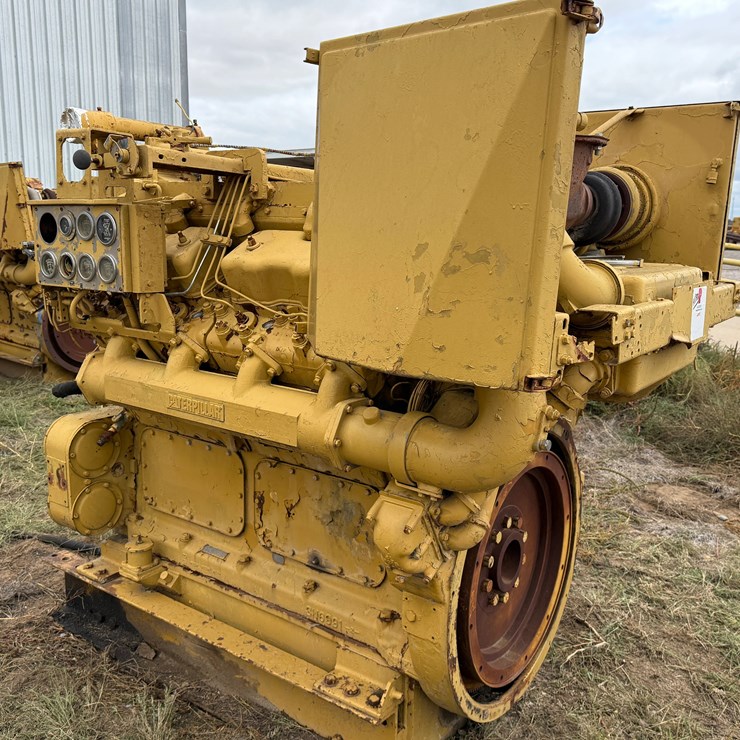CATERPILLAR D379
