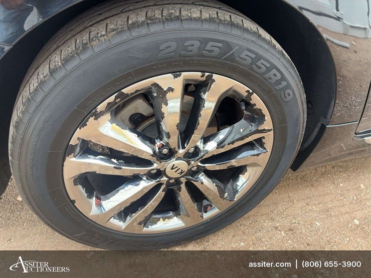 2017-kia-sedona-image-33