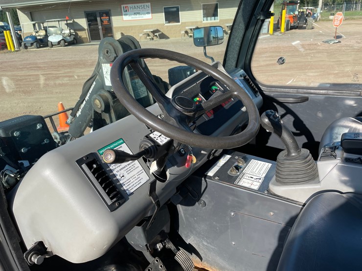 #1850-•-2019-bobcat-toolcat-5600-image-38
