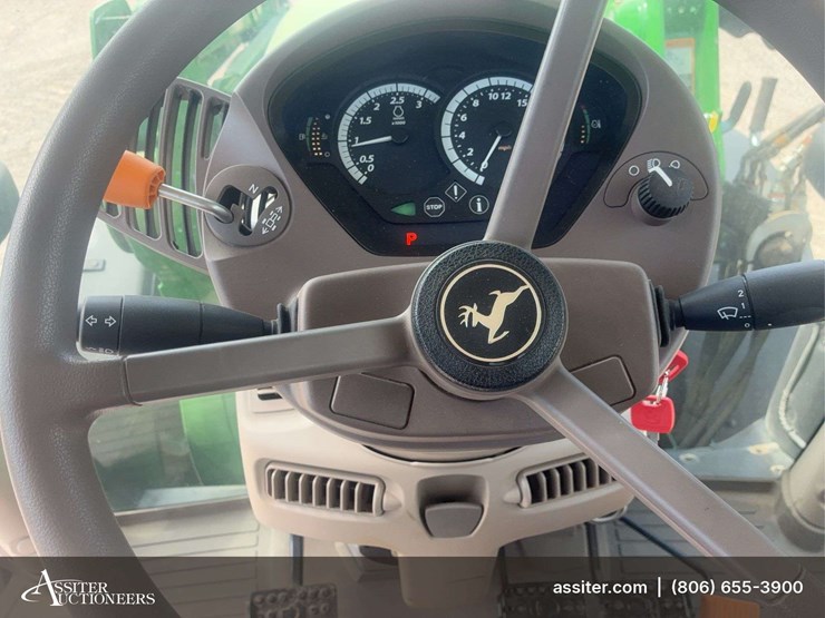 2022-john-deere-r-image-31