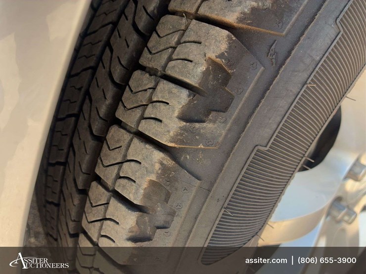 2015-buick-enclave-image-28