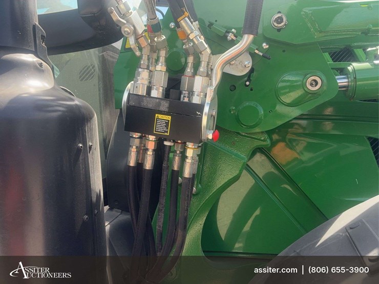2022-john-deere-r-image-50