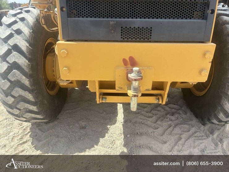2002-caterpillar-140h-image-39