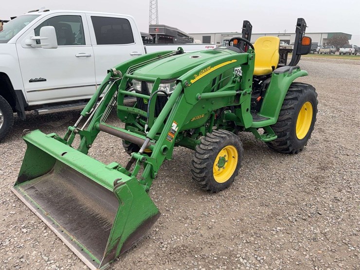 2016-john-deere-3033r-tractor,-front-loader,-with-bucket,-hydrostat,-diesel-engine,-1473.5-hours,540pto,-3pt-,-s/n--lv3033rcgg100590,-loader-s/n--1poh165xpfx009721.-image-20