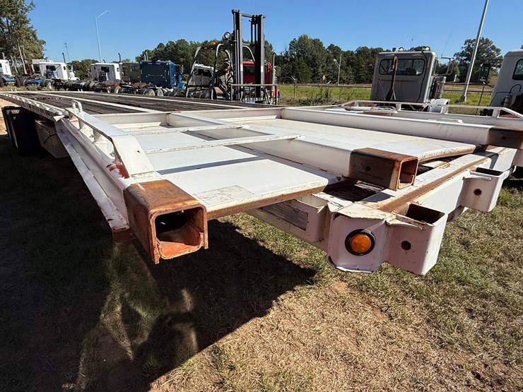 2001-wabash-37-ft-x-102-in-t/a-flatbed-piggyback-trailer-image-3