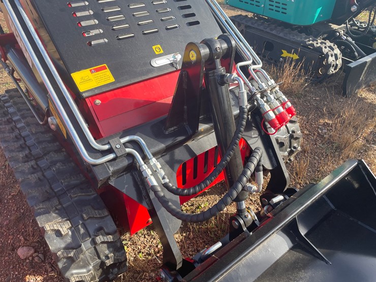 #3213-•-2026-skid-steer-loader-image-15
