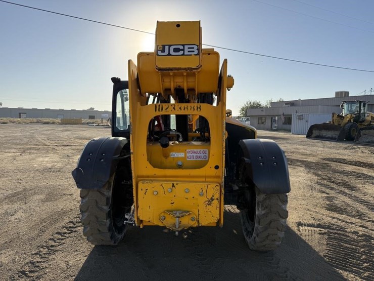 2018-jcb-509-42-telescopic-reachlift-image-26