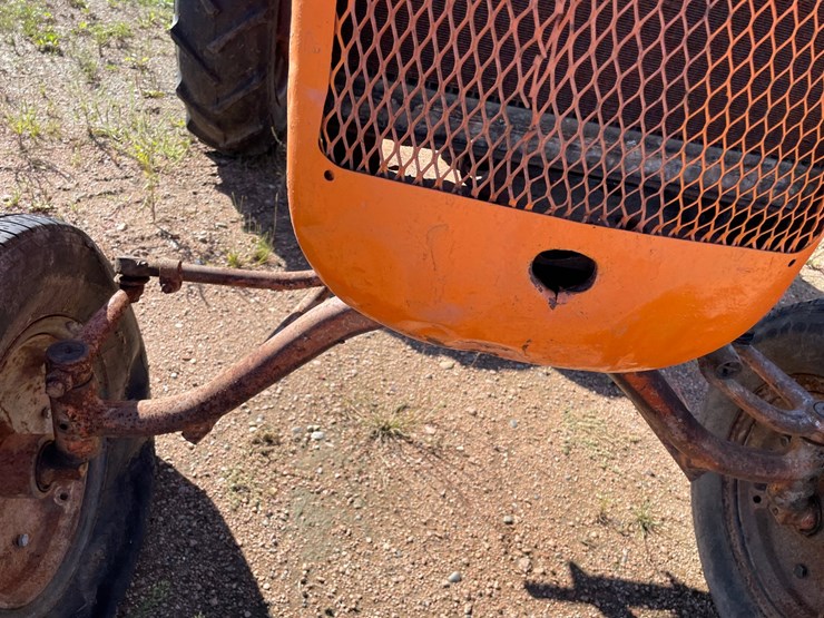 #1950-•-allis-chalmers-b-wide-tractor-image-34